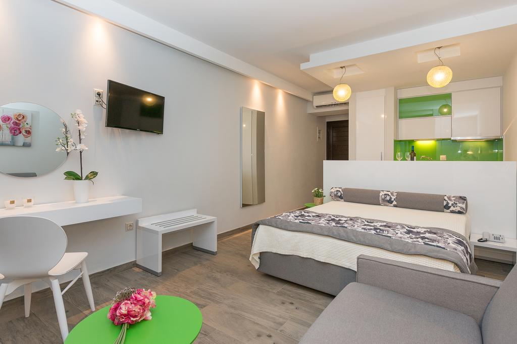 Mary'S Luxury Apartment Chrysi Ammoudia Exterior photo