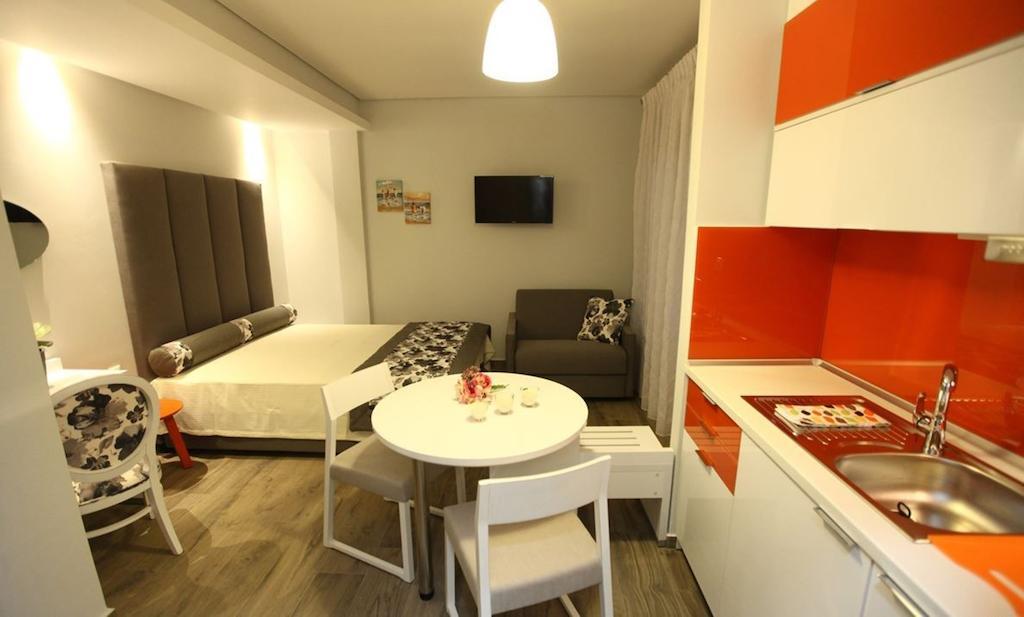 Mary'S Luxury Apartment Chrysi Ammoudia Room photo