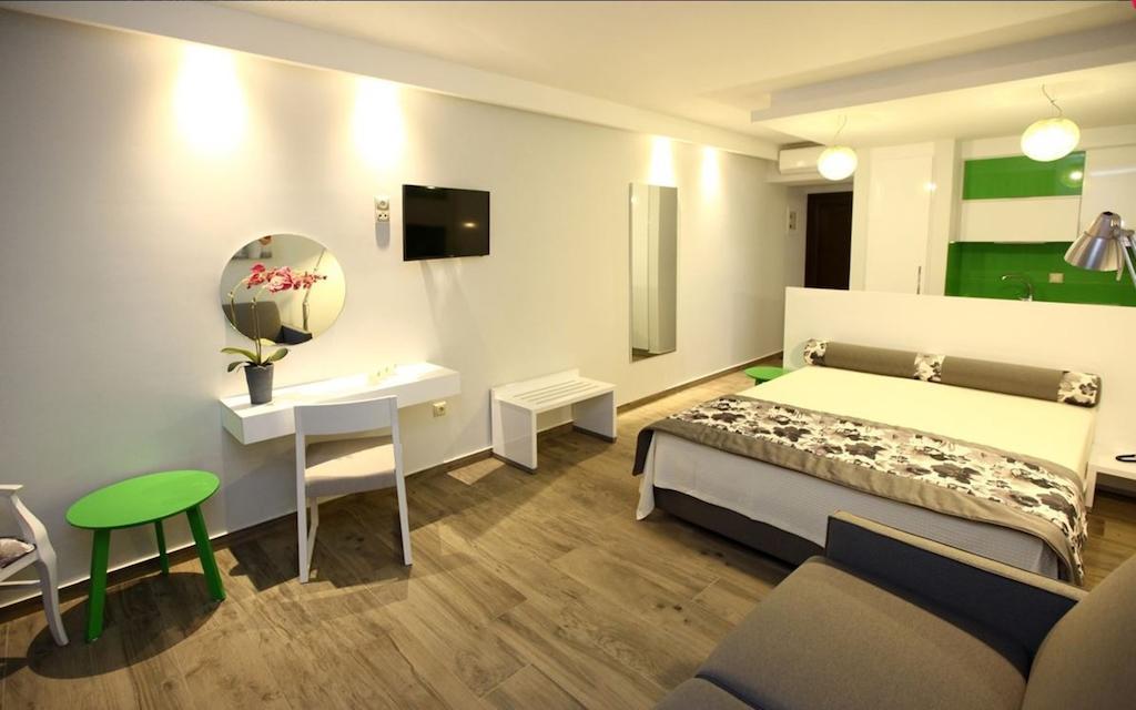 Mary'S Luxury Apartment Chrysi Ammoudia Exterior photo